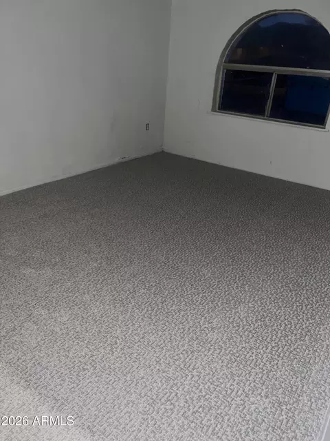18 E Valencia Dr, Phoenix, AZ 85042 photo 8