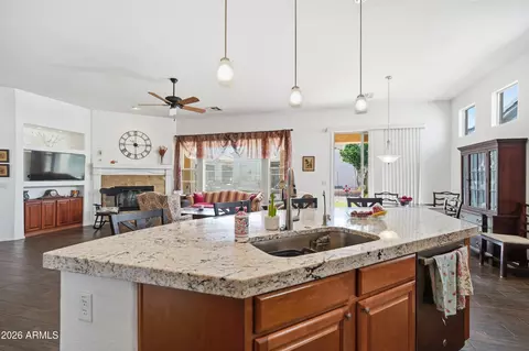 Kitchen - 4715 E Narrowleaf Dr, Gilbert, AZ 85298 photo 4 of 4