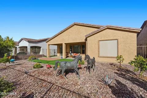 Exterior - 4715 E Narrowleaf Dr, Gilbert, AZ 85298 photo 5 of 7
