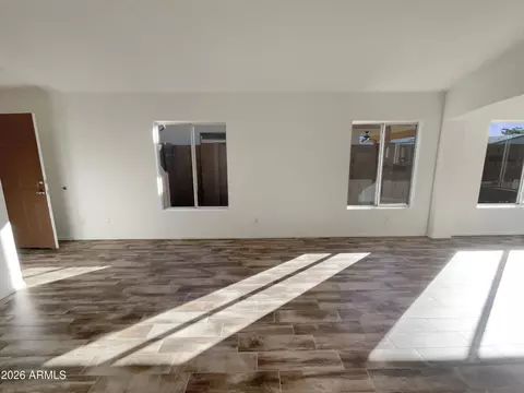 Living - 2023 E Wagoner Rd, Phoenix, AZ 85022 photo 3 of 4