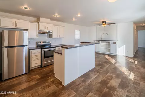 5601 W Missouri Ave #157, Glendale, AZ 85301