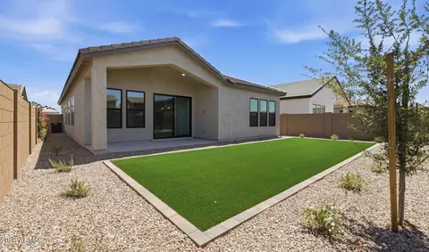 42088 N Tiger Way, San Tan Valley, AZ 85140