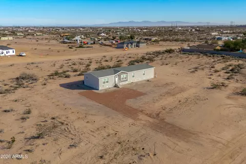 35146 W Lodge Dr, Tonopah, AZ 85354