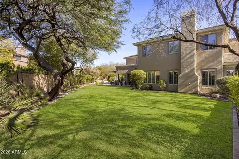 Exterior - 3980 E Navigator Ln, Phoenix, AZ 85050 photo 6 of 9