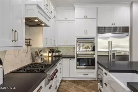 Kitchen - 3980 E Navigator Ln, Phoenix, AZ 85050 photo 2 of 4
