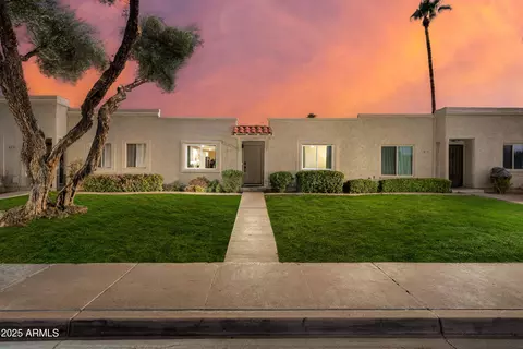 8135 E Vista Dr, Scottsdale, AZ 85250