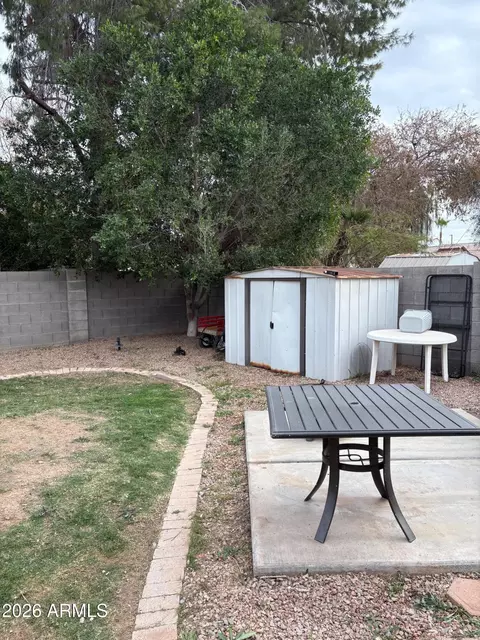Exterior - 329 N Abalone Dr, Gilbert, AZ 85233 photo 4 of 5