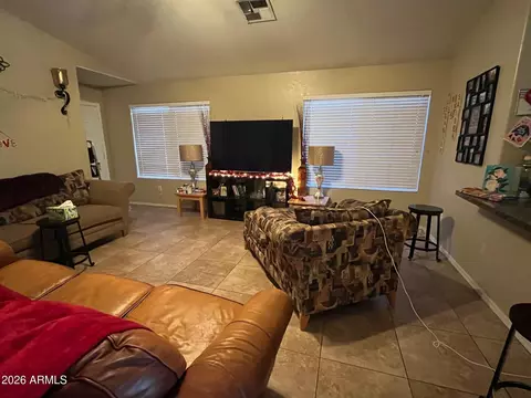 Living - 329 N Abalone Dr, Gilbert, AZ 85233 photo 1 of 1
