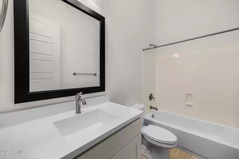 Bath - 8125 E Jaeger St, Mesa, AZ 85207 photo 4 of 6