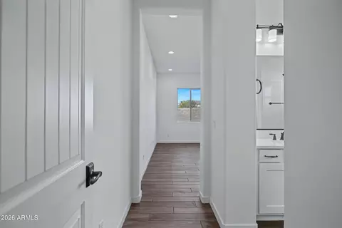 Entry Way - 8032 E June Cir, Mesa, AZ 85207 photo 4 of 5