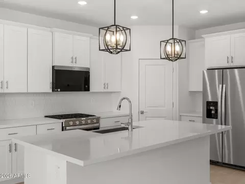 15913 W Cottontail Ln, Surprise, AZ 85387