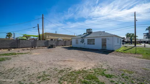 Exterior - 42 W Dunlap Ave, Phoenix, AZ 85021 photo 2 of 3