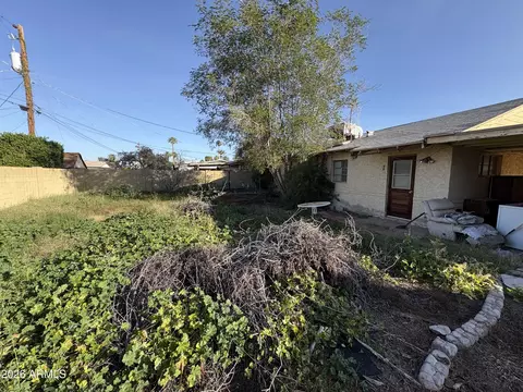 3828 N 33rd St, Phoenix, AZ 85018 photo 2