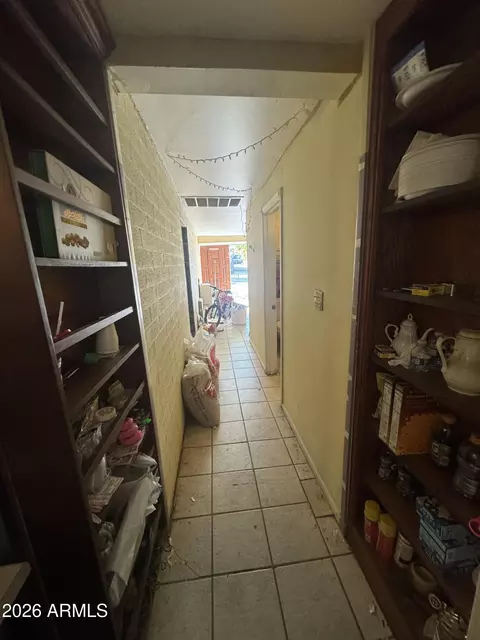 Entry Way - 2136 E Lemon St, Tempe, AZ 85281 photo 4 of 4