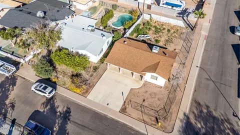 View/Area - 2136 E Lemon St, Tempe, AZ 85281 photo 13 of 14