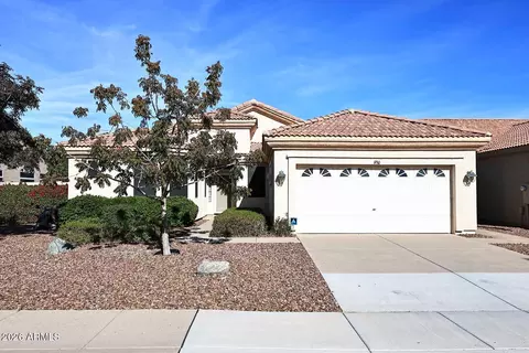 1930 W Armstrong Way, Chandler, AZ 85286