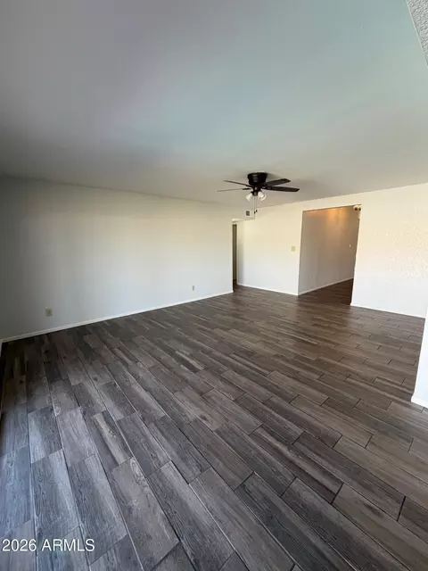 Living - 3426 W Juniper Ave W, Phoenix, AZ 85053 photo 2 of 3