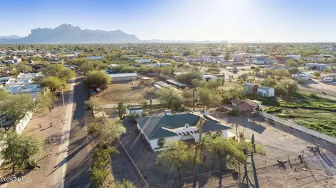 View/Area - 2053 N Meridian Rd, Apache Junction, AZ 85120 photo 1 of 5