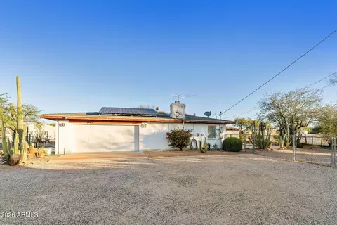 Exterior - 2053 N Meridian Rd, Apache Junction, AZ 85120 photo 4 of 17