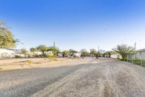 Exterior - 2053 N Meridian Rd, Apache Junction, AZ 85120 photo 8 of 17