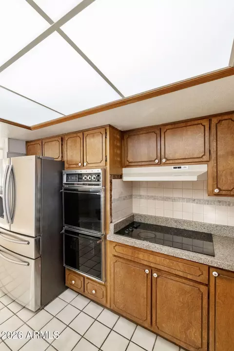 Kitchen - 2053 N Meridian Rd, Apache Junction, AZ 85120 photo 6 of 6