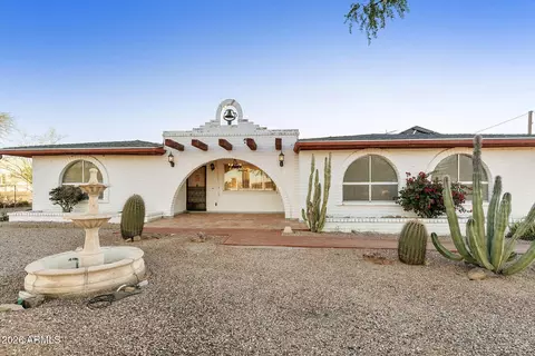 2053 N Meridian Rd, Apache Junction, AZ 85120