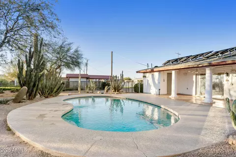 Exterior - 2053 N Meridian Rd, Apache Junction, AZ 85120 photo 13 of 17