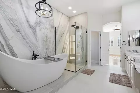 Bath - 2007 W Blaylock Dr, Phoenix, AZ 85085 photo 4 of 6
