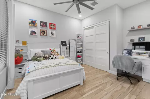 Bedroom - 2052 E Crescent Way, Gilbert, AZ 85298 photo 6 of 8