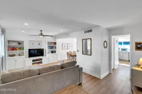 4217 N Miller Rd, Scottsdale, AZ 85251