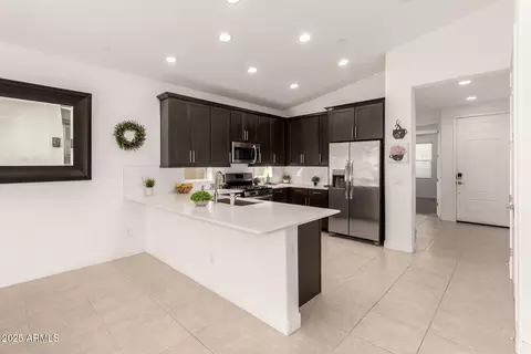 Entry Way - 9525 E Tesla Ave, Mesa, AZ 85212 photo 3 of 4