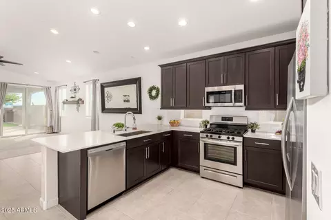 Kitchen - 9525 E Tesla Ave, Mesa, AZ 85212 photo 2 of 2