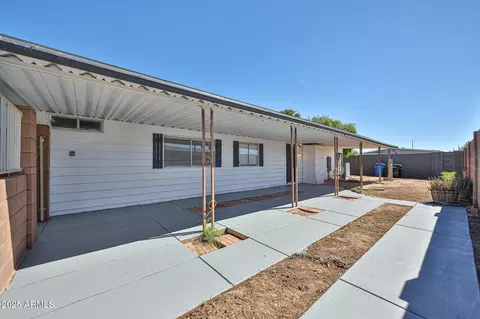437 E Annette Dr, Phoenix, AZ 85022 photo 3