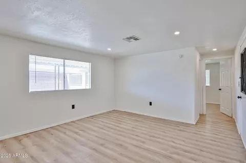 437 E Annette Dr, Phoenix, AZ 85022 photo 13