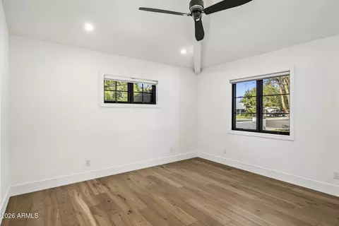 Bedroom - 3727 E Clarendon Ave, Phoenix, AZ 85018 photo 2 of 4