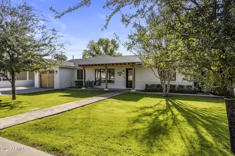 3727 E Clarendon Ave, Phoenix, AZ 85018