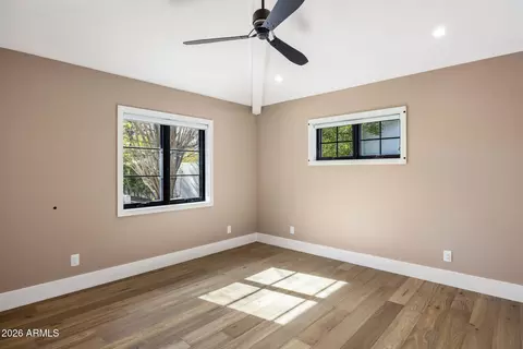 Bedroom - 3727 E Clarendon Ave, Phoenix, AZ 85018 photo 3 of 4