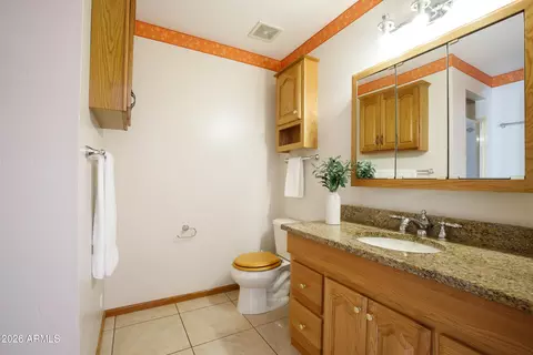 Bath - 3827 E Vernon Ave, Phoenix, AZ 85008 photo 1 of 3