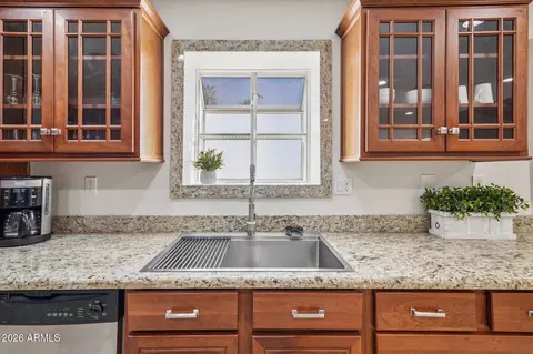 Kitchen - 4317 E Glenrosa Ave, Phoenix, AZ 85018 photo 1 of 2