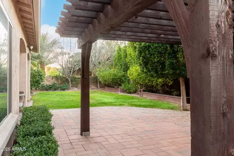 Exterior - 3022 E Wildhorse Dr, Gilbert, AZ 85297 photo 12 of 16