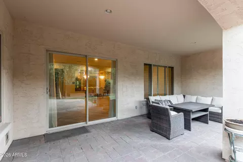 Exterior - 3022 E Wildhorse Dr, Gilbert, AZ 85297 photo 9 of 16