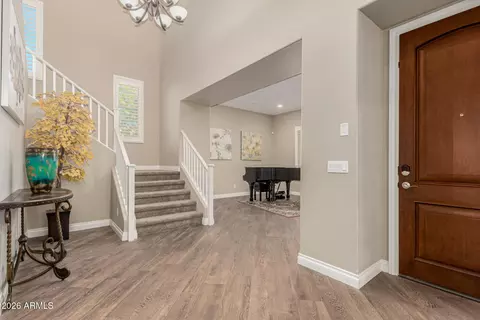 Entry Way - 3022 E Wildhorse Dr, Gilbert, AZ 85297 photo 4 of 7