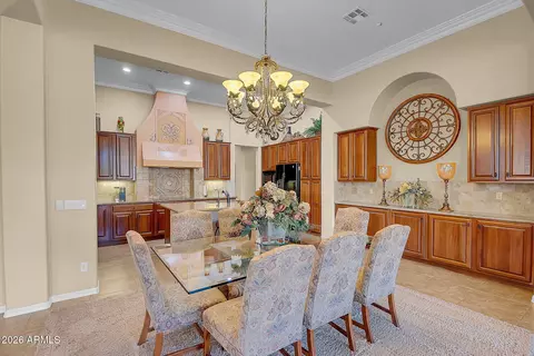 12588 W Maya Way, Peoria, AZ 85383