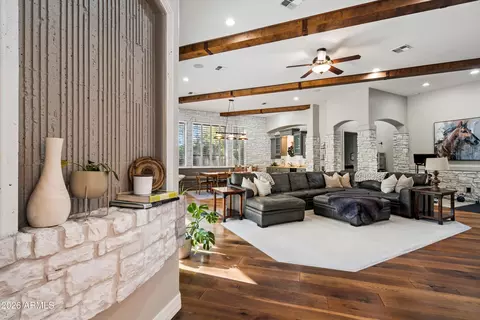 Entry Way - 3765 E Palm St, Mesa, AZ 85215 photo 4 of 8