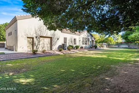 Exterior - 3765 E Palm St, Mesa, AZ 85215 photo 8 of 11