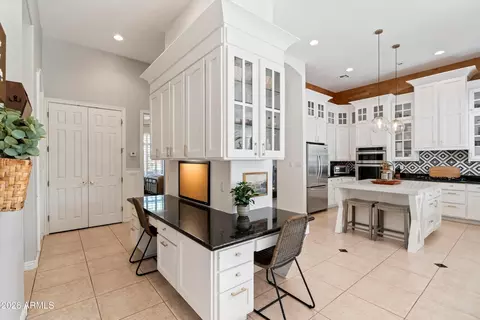 Kitchen - 3765 E Palm St, Mesa, AZ 85215 photo 4 of 4