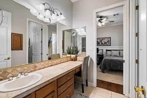 Bath - 3765 E Palm St, Mesa, AZ 85215 photo 7 of 8