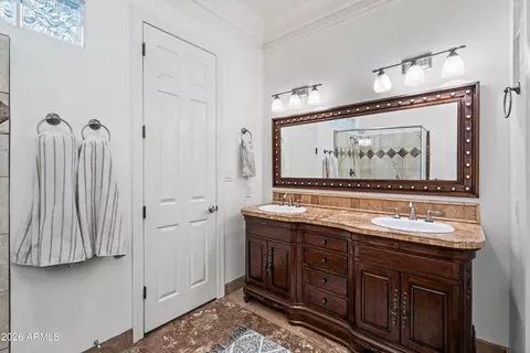 Bath - 3765 E Palm St, Mesa, AZ 85215 photo 2 of 8