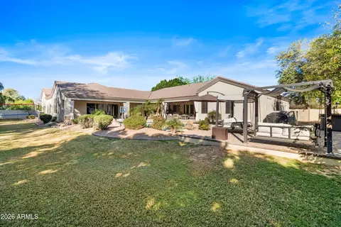 Exterior - 3765 E Palm St, Mesa, AZ 85215 photo 6 of 11