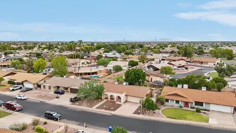 View/Area - 2435 Evergreen St, Mesa, AZ 85213 photo 4 of 16
